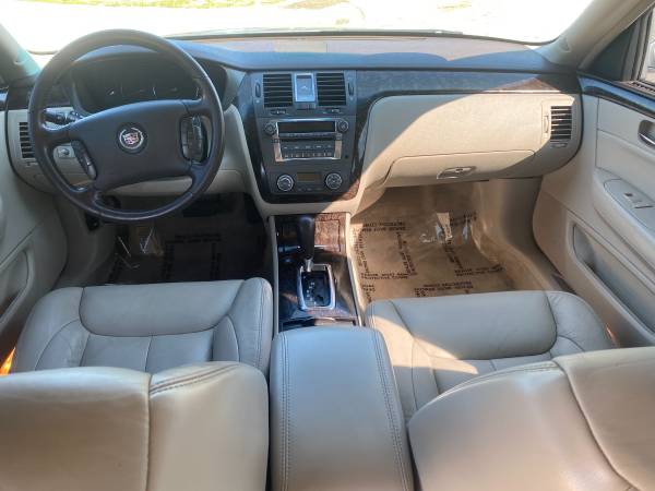 2010 CADILLAC DTS - - by dealer - vehicle automotive for sale in Indianapolis, IN – photo 20