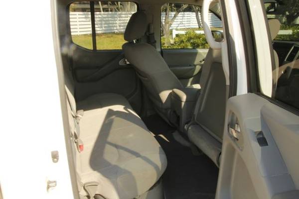 2012 Nissan Frontier Crew Cab - 9, 995 00 - Clean Tittle - cars & for sale in Miami, FL – photo 10