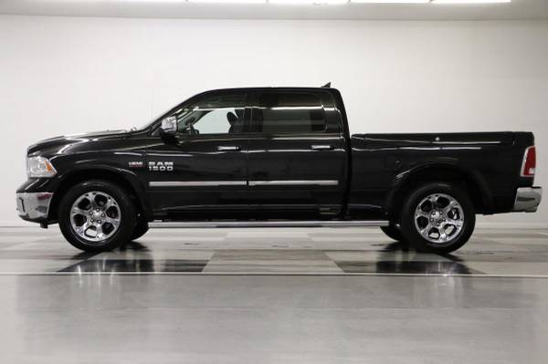 HEATED COOLED LEATHER! SUNROOF! 2017 Ram 1500 LARAMIE 4WD Crew Cab for sale in Clinton, KS – photo 18