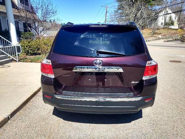 2012 Toyota Highlander Nav, Back up, Leather, 3Thd Row Seating for sale in Holliston, MA – photo 10