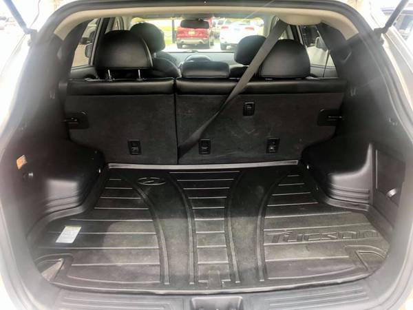 2012 HYUNDAI TUCSON GLS..LEATHER, 4 CYLINDER, 2 PREVIOUS OWNERS!! -... for sale in Brownsville, TX – photo 9