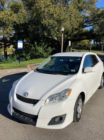Toyota Matrix 2009 - cars & trucks - by owner - vehicle automotive... for sale in Altamonte Springs, FL – photo 3