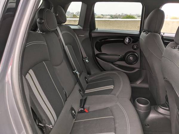 2018 MINI Hardtop 4 Door Cooper S SKU: J2F50160 Hatchback - cars & for sale in Dallas, TX – photo 18