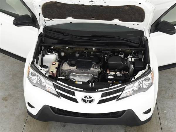 2015 Toyota RAV4 LE Sport Utility 4D suv WHITE - FINANCE ONLINE for sale in Atlanta, CA – photo 4