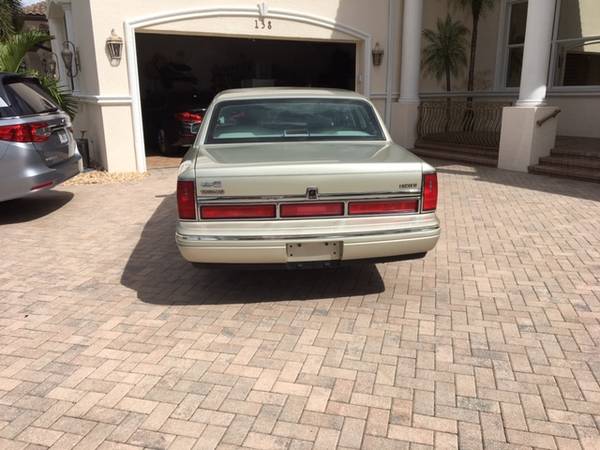 1997 Executive Lincoln Town Car for sale in Cape Coral, FL – photo 10