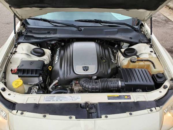2005 Dodge Magnum R/T 348,862 Miles White - cars & trucks - by... for sale in Raleigh, NC – photo 24