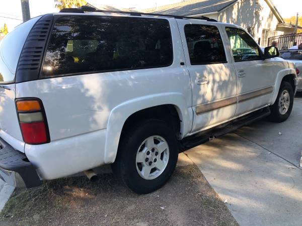SMOGGED 2005 Chevy Tahoe XL-Leather-3rd Row Seat!! ($3950) - cars &... for sale in Gardena, CA – photo 4
