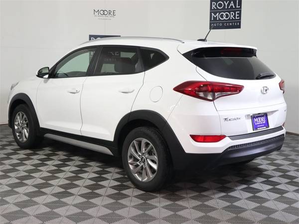 2017 Hyundai Tucson SE EASY FINANCING!! - cars & trucks - by dealer... for sale in Hillsboro, OR – photo 7