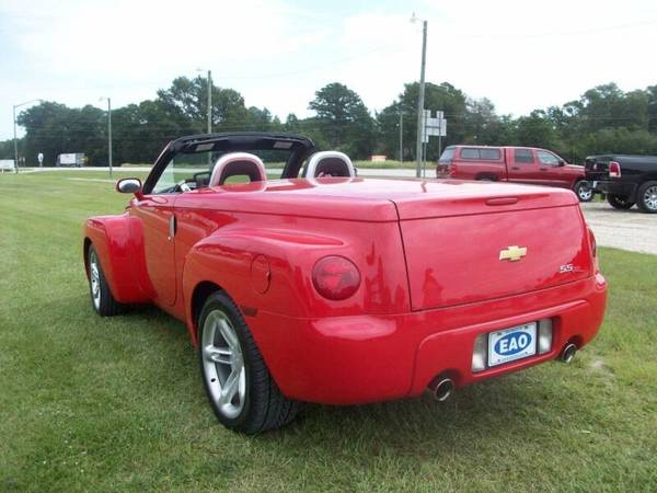 ◆❖◆ 2004 CHEVROLET SSR LS - cars & trucks - by dealer - vehicle... for sale in Wilson, NC – photo 5