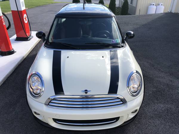 2011 Mini Cooper 6 Speed Manual Premium & Wired Packages Clean... for sale in Palmyra, PA – photo 2