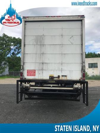 2011 INTERNATIONAL 4300 26' FEET NON CDL LIFT GATE 26FT BOX T-new jers for sale in STATEN ISLAND, NY – photo 5