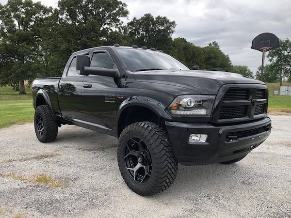 Ram 2500 – LARAMIE ((( LIFTED ))) Low Miles ((( LOADED )))... for sale in Fort Wayne, OH – photo 2