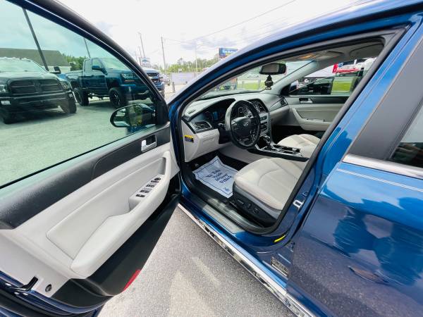 2015 Hyundai Sonata Sport 2 4L 4D Sedan - - by dealer for sale in Jacksonville, FL – photo 8