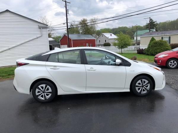 2016 TOYOTA PRIUS 4 LOADED HEATED LEATHER - - by for sale in Penns Creek PA, PA – photo 2