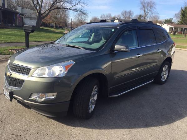 2011 Chevrolet Traverse LT - cars & trucks - by owner - vehicle... for sale in Westerville, OH – photo 4