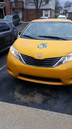 2014 Wheelchair Toyota Sienna - cars & trucks - by owner - vehicle... for sale in Stow, OH – photo 3