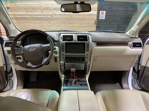 2011 Lexus GX 460 Premium - V8 4WD - - by dealer for sale in Grandview, MO – photo 18