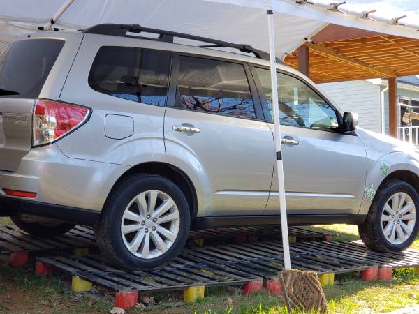 2013 Subaru Forester / Silver - cars & trucks - by dealer - vehicle... for sale in Skyland, NC – photo 8