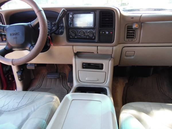 2002 GMC Yukon 2WD - - by dealer - vehicle automotive for sale in Picayune, LA – photo 11
