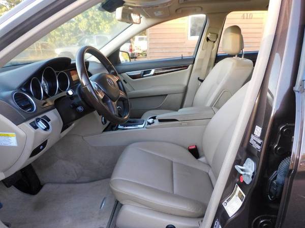Mercedes Benz C 300 Sport 4dr Sedan 4MATIC Clean Car Loaded Sunroof... for sale in Columbia, SC – photo 24