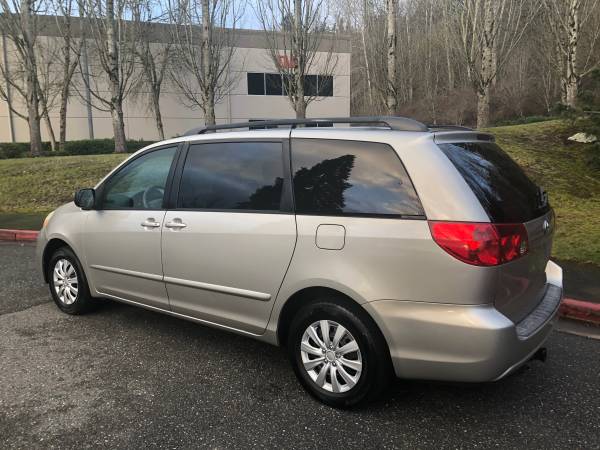 2006 Toyota Sienna LE - Local Trade, Clean title, Affordable for sale in Kirkland, WA – photo 7
