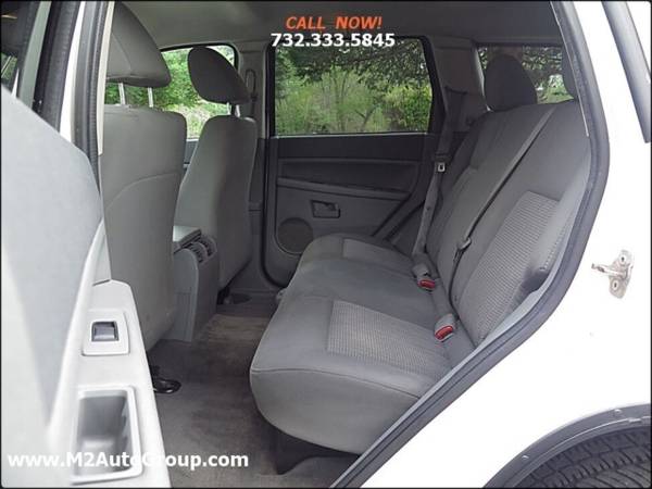 2007 Jeep Grand Cherokee Laredo 4dr SUV 4WD - - by for sale in East Brunswick, NY – photo 6