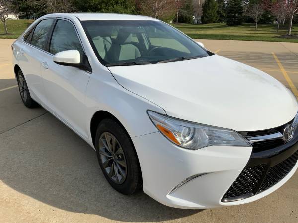 2015 TOYOTA CAMRY LE/low low miles 68k - - by dealer for sale in Cleveland, OH – photo 2
