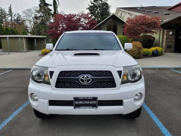 2011 Toyota Tacoma V6 4x4 4dr Double Cab 6 1 ft SB 5A - cars & for sale in Lynnwood, WA – photo 2
