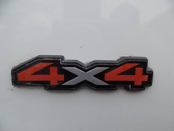 1993 *Chevrolet* *S-10 Blazer* *2-door 4x4* White for sale in Johnstown , PA – photo 22