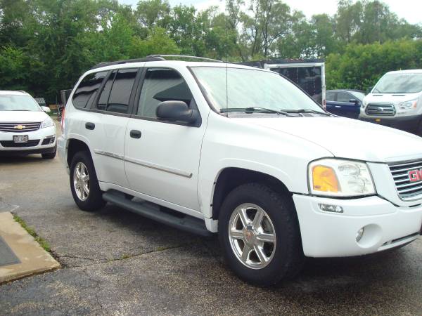 2008 GMC Envoy SLE 2WD White - - by dealer - vehicle for sale in Crystal Lake, IL – photo 3