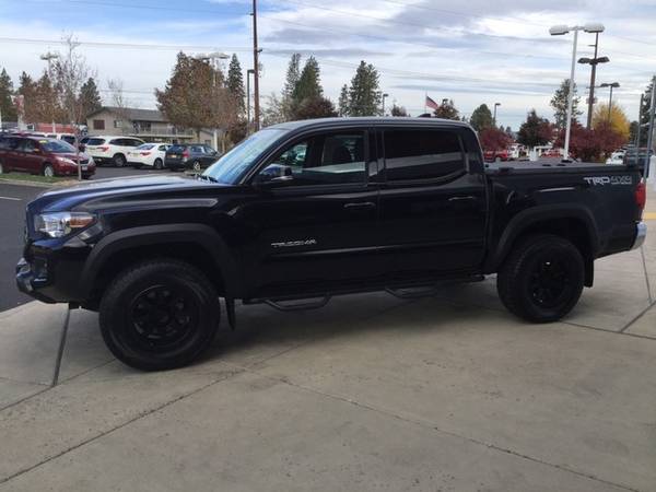 2018 Toyota Tacoma Midnight Black Metallic Buy Now! for sale in Bend, OR – photo 3