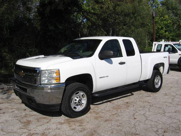 **12 Silverado x cab 4x4 2500 3/4 ton, 6.0, power, tow, 92k, clean!** for sale in West County, IL – photo 2