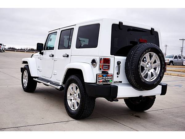 2016 Jeep Wrangler Unlimited Sahara - - by dealer for sale in Bowie, TX – photo 3