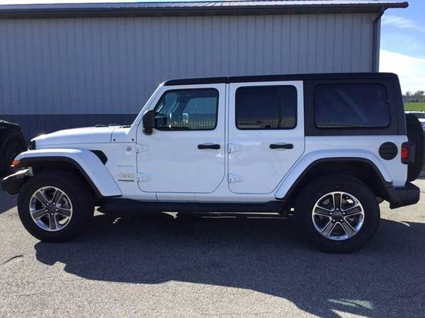 2020 Jeep Wrangler Unlimited Sahara suv White - - by for sale in Marshalltown , IA – photo 3