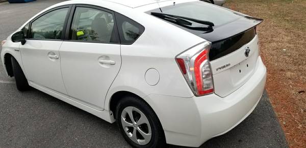 2013 Toyota Prius 3 White 1owner NewTires (Navi & Camera) We for sale in Fredericksburg, District Of Columbia – photo 8