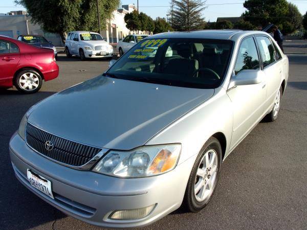 2002 TOYOTA AVALON LEATHER SEATS - - by dealer for sale in Modesto, CA – photo 2