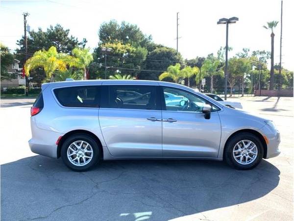 2017 Chrysler Pacifica Touring Minivan 4D - cars & trucks - by... for sale in Santa Ana, CA – photo 6