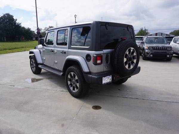 2018 Jeep Wrangler Unlimited Sahara 4WD - cars & trucks - by dealer... for sale in Plaquemine, LA – photo 5