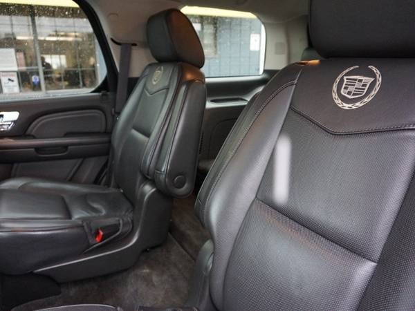 2013 Cadillac Escalade - cars & trucks - by dealer - vehicle... for sale in Holland , MI – photo 10