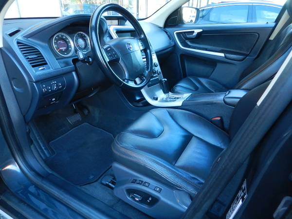 2010 Volvo XC60 T6 All Wheel Drive, 106k, roof, lthr, super clean! -... for sale in Bellevue, WA – photo 10