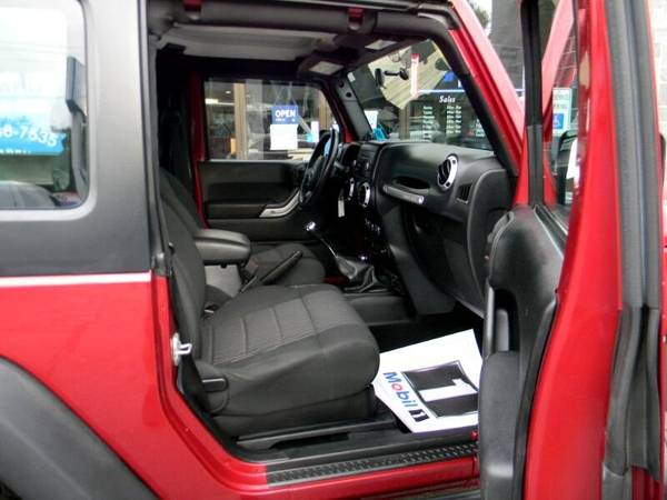 2012 Jeep Wrangler 2DR RUBICON HARDTOP W/6-SPEED MANUAL for sale in Plaistow, MA – photo 13