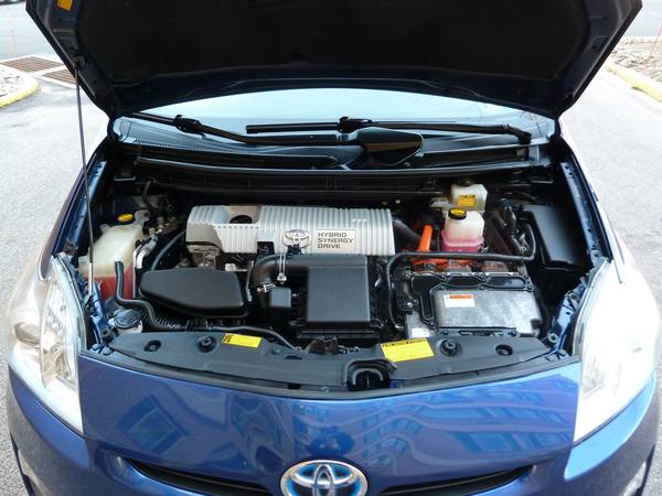 2010 Toyota Prius Three 4dr Hatchback - - by dealer for sale in Huntingdon Valley, PA – photo 19