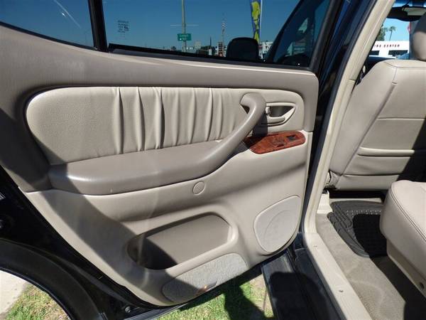2006 TOYOTA SEQUOIA LIMITED LEATHER SUNROOF CAPTAIN CHAIRS - cars & for sale in San Diego, CA – photo 14