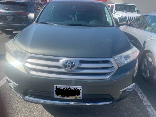 MINT CONDITION Toyota Highlander for sale in Burtonsville, District Of Columbia – photo 2