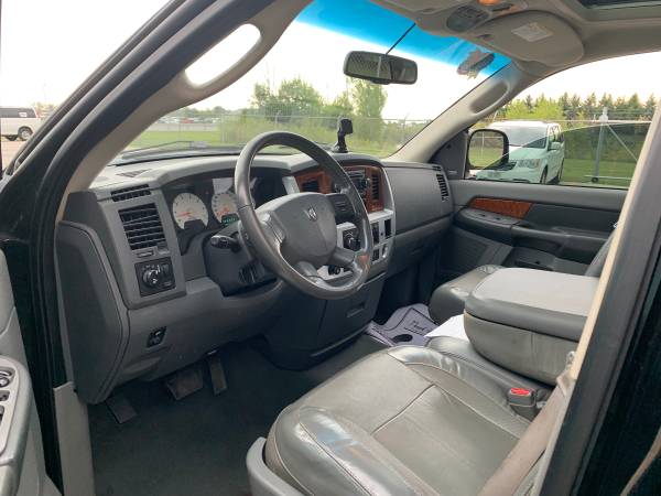 2007 Dodge Ram 1500 ST Quad Cab 4WD - CLEAN TITLE for sale in Toledo, OH – photo 8