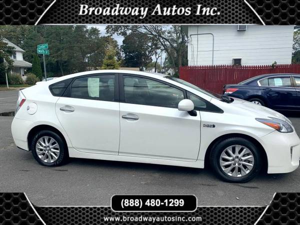 2014 Toyota Prius Plug-in 5dr HB (Natl) Hatchback for sale in Amityville, NY – photo 5