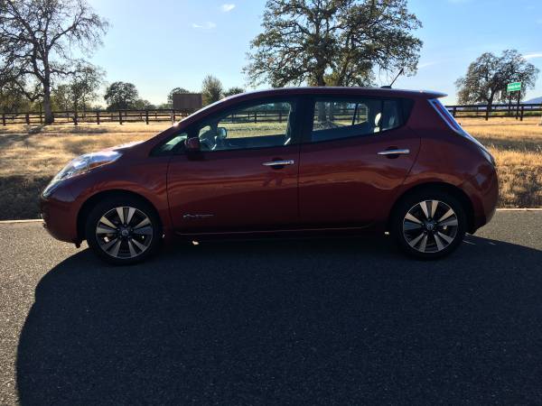 2014 Nissan LEAF SL Premium Trim - NEVER PAY FOR GAS! - cars &... for sale in Redding, CA – photo 6