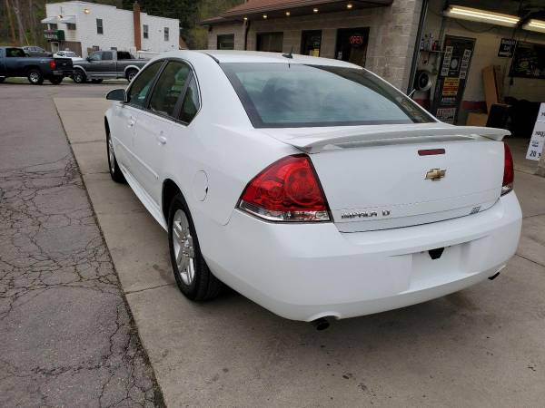 2012 Chevrolet Chevy Impala LT 4dr Sedan EVERYONE IS APPROVED! for sale in Vandergrift, PA – photo 5