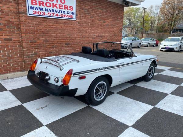 1976 MG MGB Convertible (TOP RATED DEALER AWARD 2018 ! - cars & for sale in Waterbury, CT – photo 4