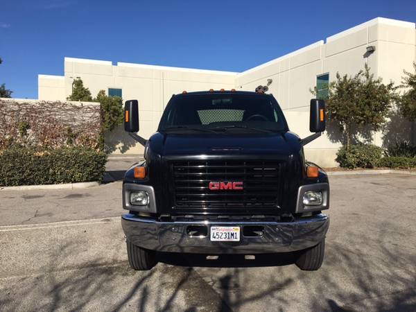 GMC TOPKICK C7500 Commercial Vehicle - cars & trucks - by owner -... for sale in San Bernardino, AZ – photo 2